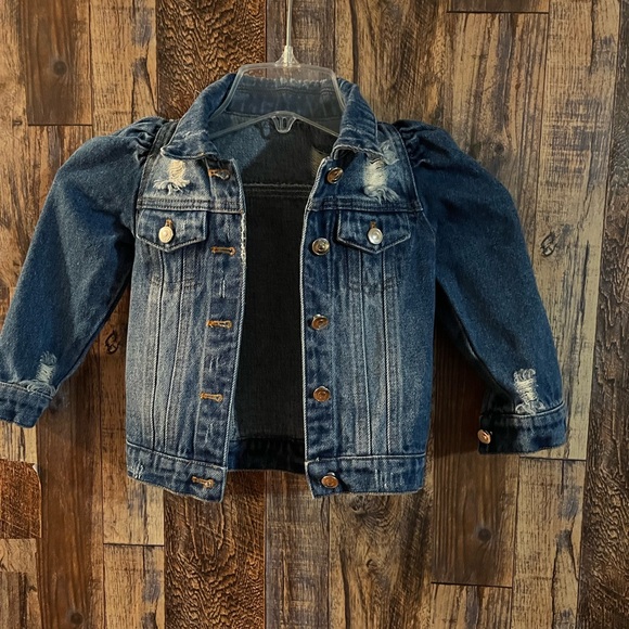 Distressed Jean jackets long sleeve size 2t - Picture 1 of 4